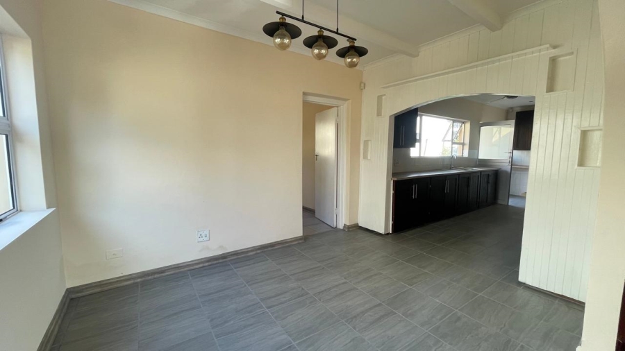 5 Bedroom Property for Sale in Beacon Bay Eastern Cape